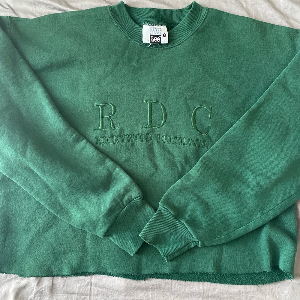 vintage cropped crewneck